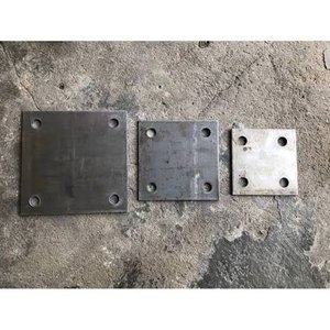 Bản mã vuông đục lỗ 100x100x4 sắt không xi 08915230